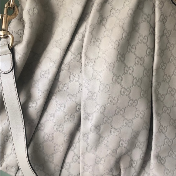 Beautiful all Leather Guccisima Hobo Bag - Picture 3 of 8